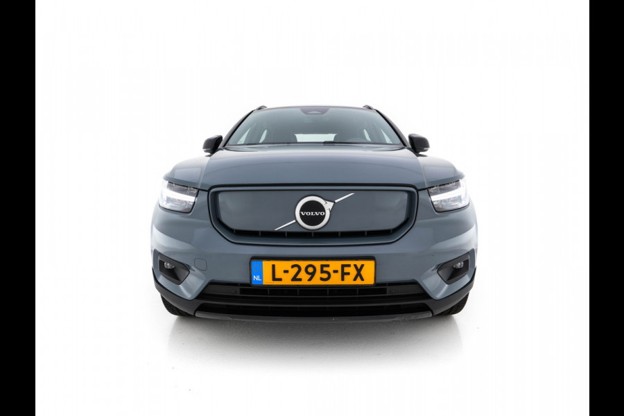 Volvo XC40 Recharge P8 AWD R-Design [ 3-Fase ] {SOH-89%} (INCL-BTW) *LEATHER-ALCANTARA | DIGI-COCKPIT | FULL-LED | PREMIUM-AUDIO | TOP-VIEW | CARPLAY | NAVI-FULLMAP | ECC | PDC | KEYLESS | HEATED-SPORTSEATS | BLIS | PRIVACY-GLASS | TOWBAR | 19 "ALU