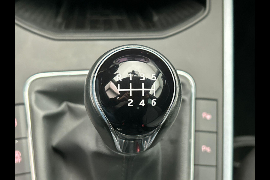 Seat Arona 1.0 TSI Style Trekhaak Apple/Carplay Navigatie Climate/Control