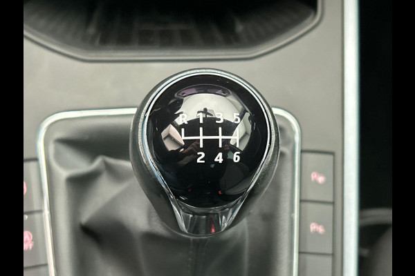 Seat Arona 1.0 TSI Style Trekhaak Apple/Carplay Navigatie Climate/Control