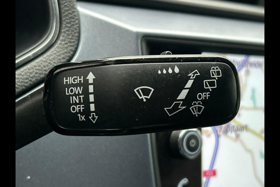 Seat Arona 1.0 TSI Style Trekhaak Apple/Carplay Navigatie Climate/Control