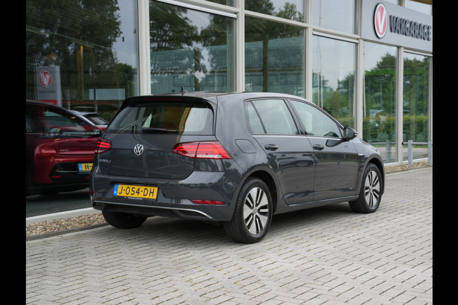 Volkswagen e-Golf E-DITION | Navigatie | Climate Control | ACC | Stoelverwarming Volkswagen e-Golf E-DITION | Navigatie | Climate Control | ACC | Stoelverwarming