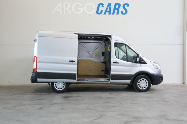 Ford Transit 330 2.0 TDCI L2/H2 AIRCO CRUISE CONTROL DUBB SCHUIFDEUR TREKHAAK PDC 131PK LEASE V/A €111,- p.m. INRUIL MOGELIJK Ford Transit 330 2.0 TDCI L2/H2 AIRCO CRUISE CONTROL DUBB SCHUIFDEUR TREKHAAK PDC 131PK LEASE V/A €111,- p.m. INRUIL MOGELIJK