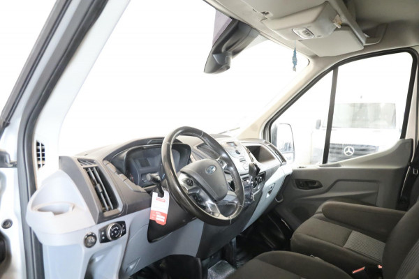 Ford Transit 330 2.0 TDCI L2/H2 AIRCO CRUISE CONTROL DUBB SCHUIFDEUR TREKHAAK PDC 131PK LEASE V/A €111,- p.m. INRUIL MOGELIJK Ford Transit 330 2.0 TDCI L2/H2 AIRCO CRUISE CONTROL DUBB SCHUIFDEUR TREKHAAK PDC 131PK LEASE V/A €111,- p.m. INRUIL MOGELIJK