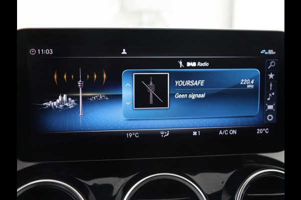 Mercedes-Benz C-Klasse 300de AMG | Trekhaak | Stoelverwarming | Carplay | Leder/Alcantara | Full LED | Navigatie | Camera | Park Assist | Climate control | PHEV | Plug In