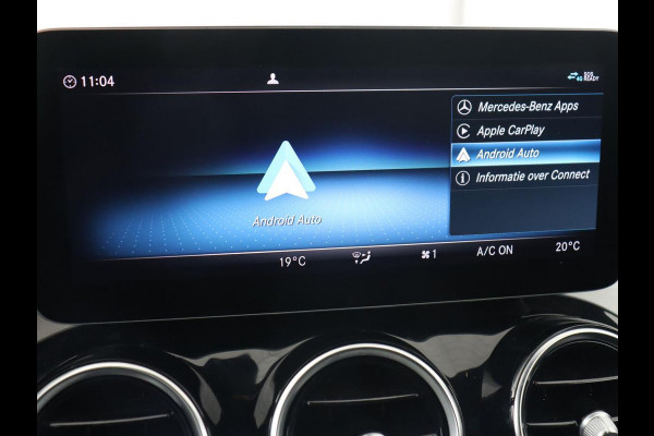 Mercedes-Benz C-Klasse 300de AMG | Trekhaak | Stoelverwarming | Carplay | Leder/Alcantara | Full LED | Navigatie | Camera | Park Assist | Climate control | PHEV | Plug In