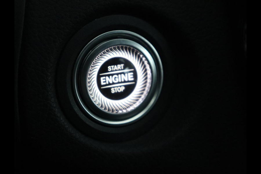 Mercedes-Benz C-Klasse 300de AMG | Trekhaak | Stoelverwarming | Carplay | Leder/Alcantara | Full LED | Navigatie | Camera | Park Assist | Climate control | PHEV | Plug In