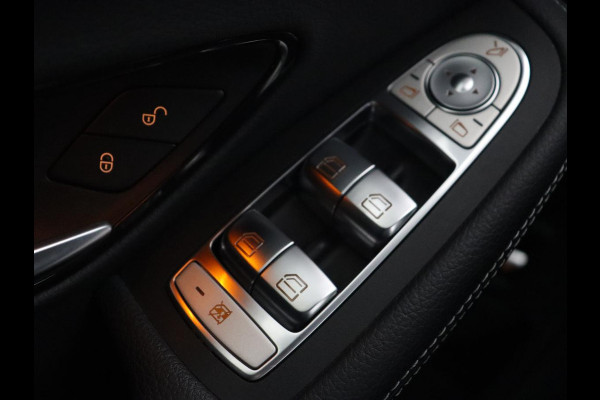 Mercedes-Benz C-Klasse 300de AMG | Trekhaak | Stoelverwarming | Carplay | Leder/Alcantara | Full LED | Navigatie | Camera | Park Assist | Climate control | PHEV | Plug In