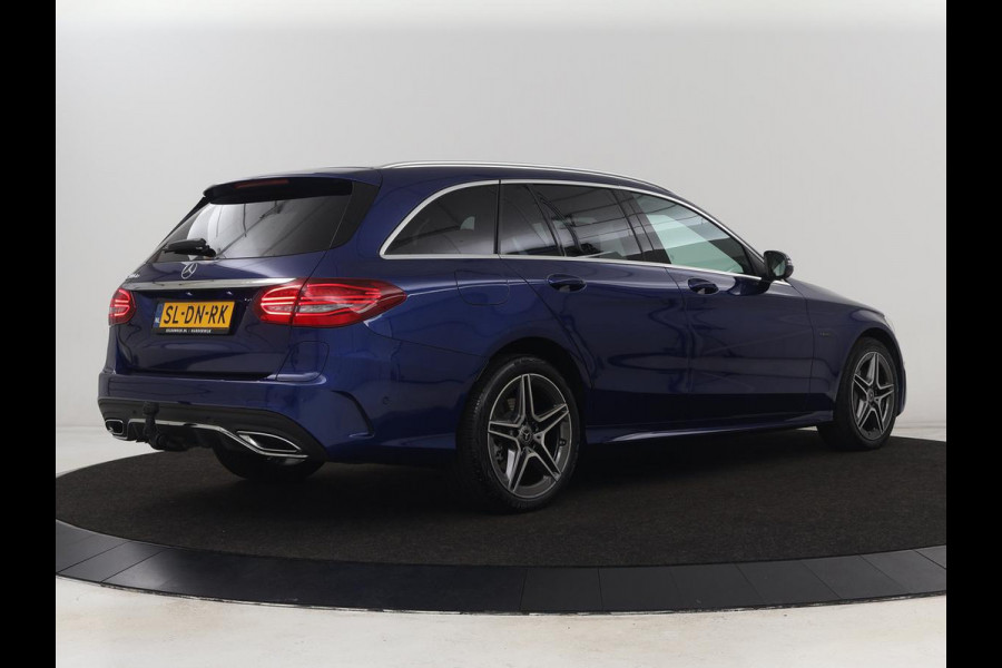 Mercedes-Benz C-Klasse 300de AMG | Trekhaak | Stoelverwarming | Carplay | Leder/Alcantara | Full LED | Navigatie | Camera | Park Assist | Climate control | PHEV | Plug In