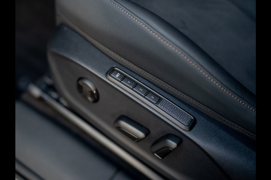 CUPRA Terramar 1.5 TSI e-Hybrid VZ Performance | Sennheiser | 360 Camera | Panodak | Trekhaak wegkl. | Matrix LED | Prijs Rijklaar!! CUPRA Terramar 1.5 TSI e-Hybrid VZ Performance | Sennheiser | 360 Camera | Panodak | Trekhaak wegkl. | Matrix LED | Prijs Rijklaar!!