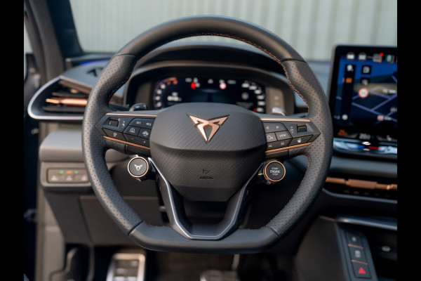 CUPRA Terramar 1.5 TSI e-Hybrid VZ Performance | Sennheiser | 360 Camera | Panodak | Trekhaak wegkl. | Matrix LED | Prijs Rijklaar!! CUPRA Terramar 1.5 TSI e-Hybrid VZ Performance | Sennheiser | 360 Camera | Panodak | Trekhaak wegkl. | Matrix LED | Prijs Rijklaar!!