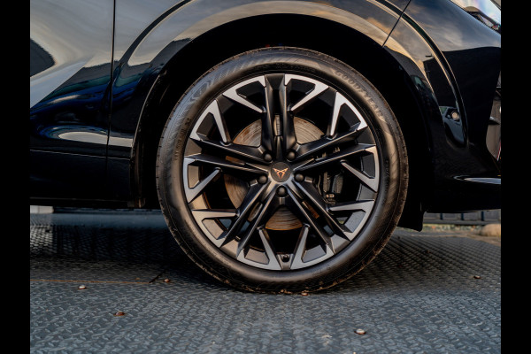 CUPRA Terramar 1.5 TSI e-Hybrid VZ Performance | Sennheiser | 360 Camera | Panodak | Trekhaak wegkl. | Matrix LED | Prijs Rijklaar!! CUPRA Terramar 1.5 TSI e-Hybrid VZ Performance | Sennheiser | 360 Camera | Panodak | Trekhaak wegkl. | Matrix LED | Prijs Rijklaar!!