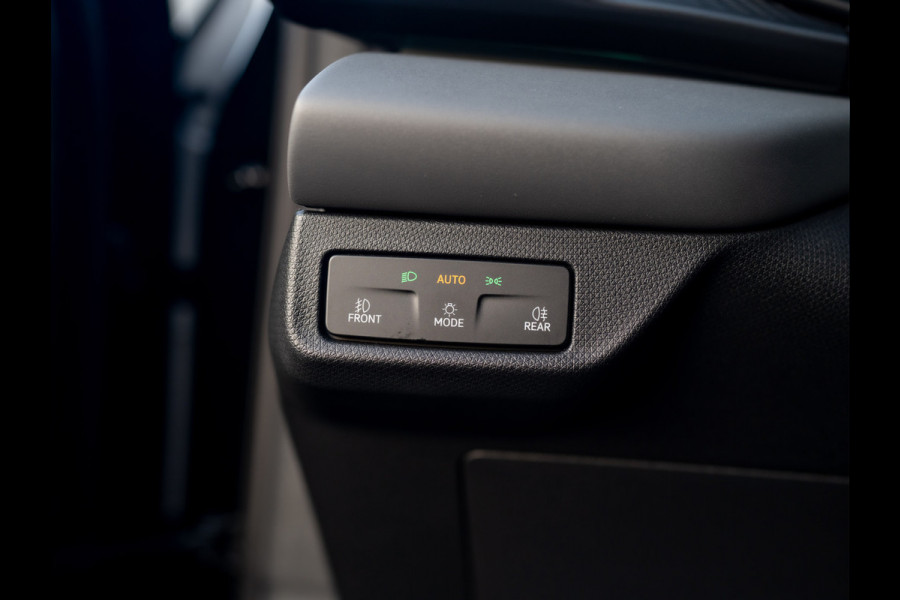 CUPRA Terramar 1.5 TSI e-Hybrid VZ Performance | Sennheiser | 360 Camera | Panodak | Trekhaak wegkl. | Matrix LED | Prijs Rijklaar!! CUPRA Terramar 1.5 TSI e-Hybrid VZ Performance | Sennheiser | 360 Camera | Panodak | Trekhaak wegkl. | Matrix LED | Prijs Rijklaar!!