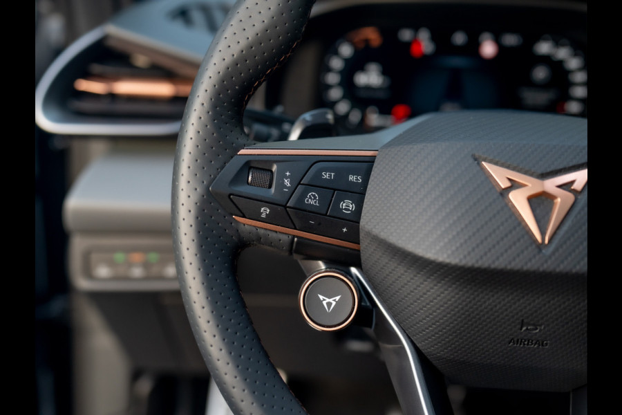 CUPRA Terramar 1.5 TSI e-Hybrid VZ Performance | Sennheiser | 360 Camera | Panodak | Trekhaak wegkl. | Matrix LED | Prijs Rijklaar!! CUPRA Terramar 1.5 TSI e-Hybrid VZ Performance | Sennheiser | 360 Camera | Panodak | Trekhaak wegkl. | Matrix LED | Prijs Rijklaar!!