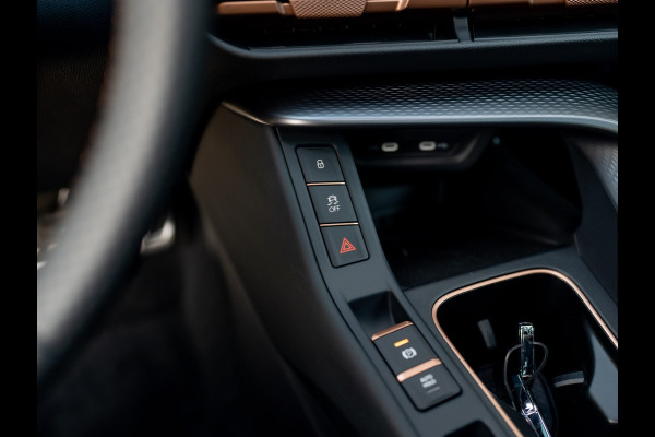 CUPRA Terramar 1.5 TSI e-Hybrid VZ Performance | Sennheiser | 360 Camera | Panodak | Trekhaak wegkl. | Matrix LED | Prijs Rijklaar!! CUPRA Terramar 1.5 TSI e-Hybrid VZ Performance | Sennheiser | 360 Camera | Panodak | Trekhaak wegkl. | Matrix LED | Prijs Rijklaar!!