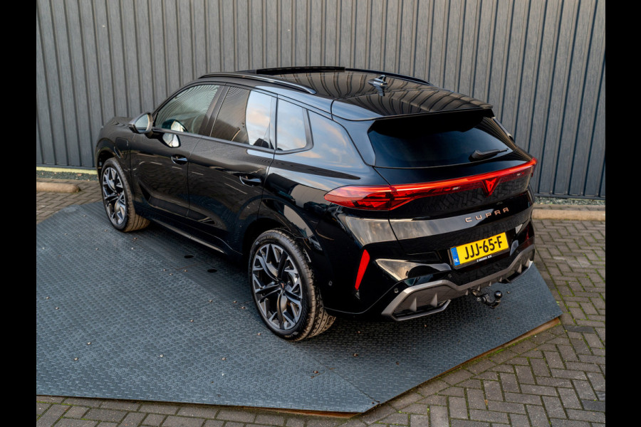 CUPRA Terramar 1.5 TSI e-Hybrid VZ Performance | Sennheiser | 360 Camera | Panodak | Trekhaak wegkl. | Matrix LED | Prijs Rijklaar!! CUPRA Terramar 1.5 TSI e-Hybrid VZ Performance | Sennheiser | 360 Camera | Panodak | Trekhaak wegkl. | Matrix LED | Prijs Rijklaar!!