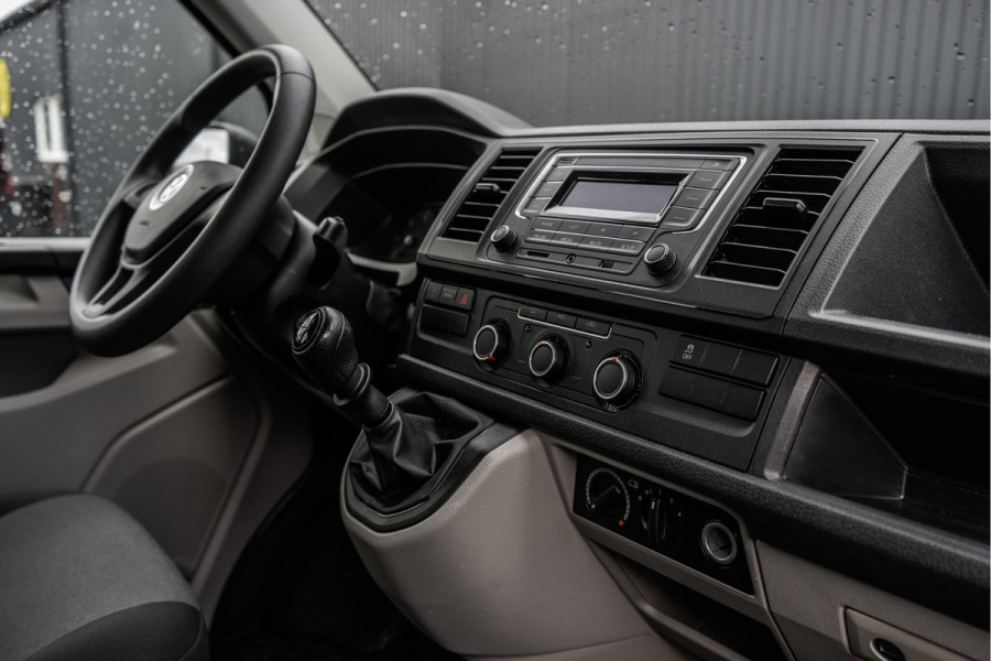 Volkswagen Transporter T6 Kombi 2.0TDI L2H1 | 9-Persoons | Incl. btw en bpm | Cruise | Airco | PDC | Euro 6