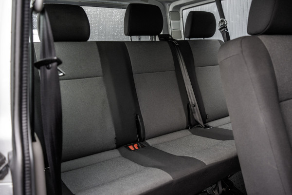 Volkswagen Transporter T6 Kombi 2.0TDI L2H1 | 9-Persoons | Incl. btw en bpm | Cruise | Airco | PDC | Euro 6