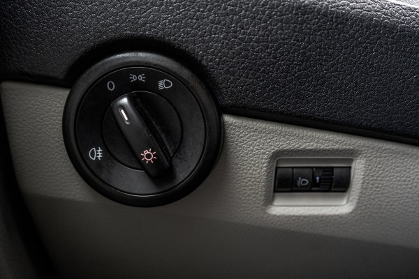 Volkswagen Transporter T6 Kombi 2.0TDI L2H1 | 9-Persoons | Incl. btw en bpm | Cruise | Airco | PDC | Euro 6