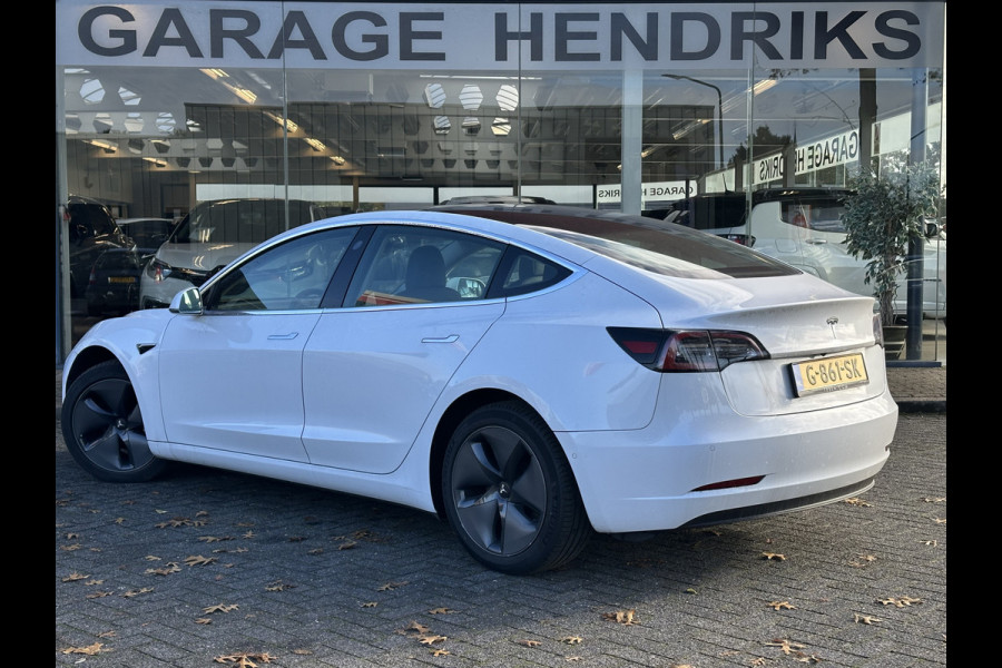 Tesla Model 3 Standard RWD Plus 60 kWh | Autopilot | Panorama dak | Leder | (occasion) Tesla Model 3 Standard RWD Plus 60 kWh | Autopilot | Panorama dak | Leder | (occasion)