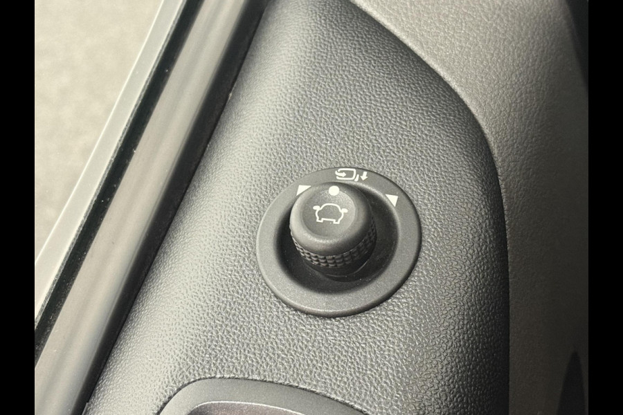 Ford Transit Custom 300 2.0 TDCI L2H1 Limited Dubbele Cabine Automaat Navi Airco 2 Schuifdeuren Trekhaak PDC Carplay DAB