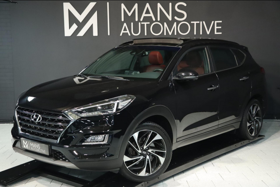 Hyundai Tucson 1.6 T-GDi Premium 4WD / PANO / LEDER / 360 / VOLLEDIG UITGEVOERD! Hyundai Tucson 1.6 T-GDi Premium 4WD / PANO / LEDER / 360 / VOLLEDIG UITGEVOERD!