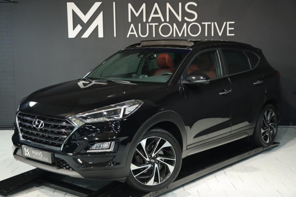 Hyundai Tucson 1.6 T-GDi Premium 4WD / PANO / LEDER / 360 / VOLLEDIG UITGEVOERD! Hyundai Tucson 1.6 T-GDi Premium 4WD / PANO / LEDER / 360 / VOLLEDIG UITGEVOERD!