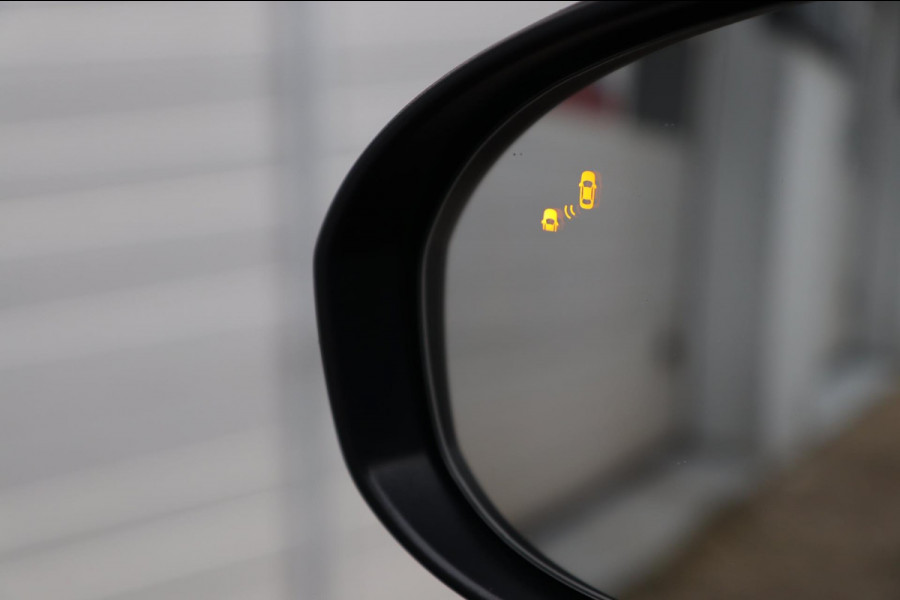 Hyundai Tucson 1.6 T-GDi Premium 4WD / PANO / LEDER / 360 / VOLLEDIG UITGEVOERD! Hyundai Tucson 1.6 T-GDi Premium 4WD / PANO / LEDER / 360 / VOLLEDIG UITGEVOERD!