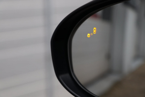 Hyundai Tucson 1.6 T-GDi Premium 4WD / PANO / LEDER / 360 / VOLLEDIG UITGEVOERD! Hyundai Tucson 1.6 T-GDi Premium 4WD / PANO / LEDER / 360 / VOLLEDIG UITGEVOERD!