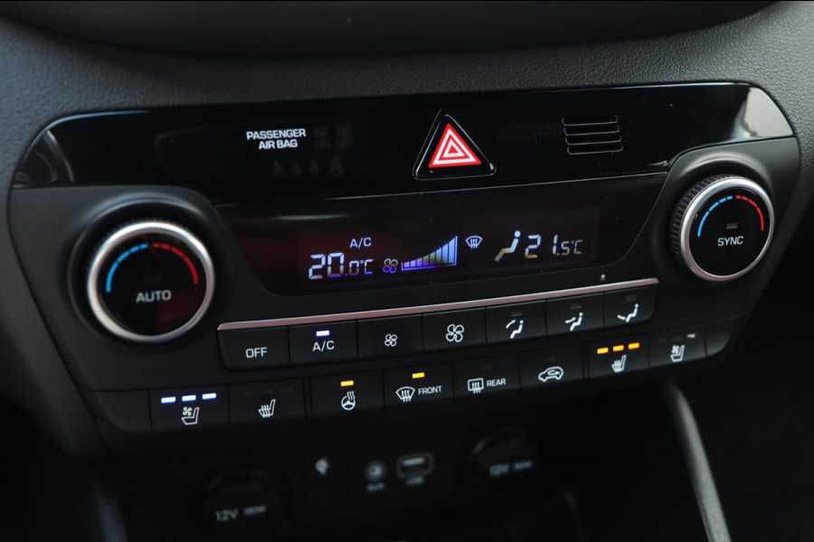 Hyundai Tucson 1.6 T-GDi Premium 4WD / PANO / LEDER / 360 / VOLLEDIG UITGEVOERD! Hyundai Tucson 1.6 T-GDi Premium 4WD / PANO / LEDER / 360 / VOLLEDIG UITGEVOERD!