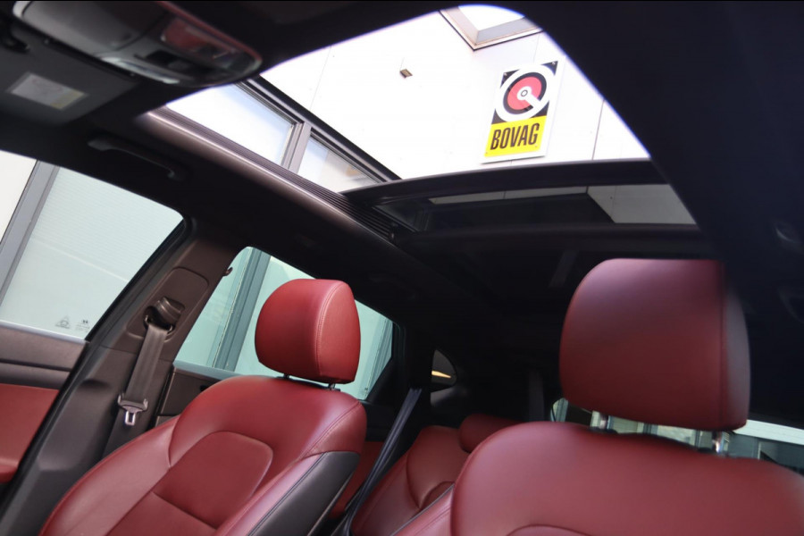 Hyundai Tucson 1.6 T-GDi Premium 4WD / PANO / LEDER / 360 / VOLLEDIG UITGEVOERD! Hyundai Tucson 1.6 T-GDi Premium 4WD / PANO / LEDER / 360 / VOLLEDIG UITGEVOERD!