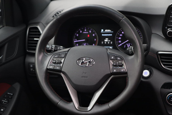Hyundai Tucson 1.6 T-GDi Premium 4WD / PANO / LEDER / 360 / VOLLEDIG UITGEVOERD! Hyundai Tucson 1.6 T-GDi Premium 4WD / PANO / LEDER / 360 / VOLLEDIG UITGEVOERD!