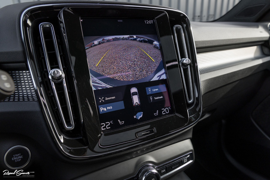 Volvo XC40 1.5 T5 Recharge R-Design | Adaptieve cruise | Panorama dak | Harman Kardon | Zwenkbare trekhaak | Volvo XC40 1.5 T5 Recharge R-Design | Adaptieve cruise | Panorama dak | Harman Kardon | Zwenkbare trekhaak |