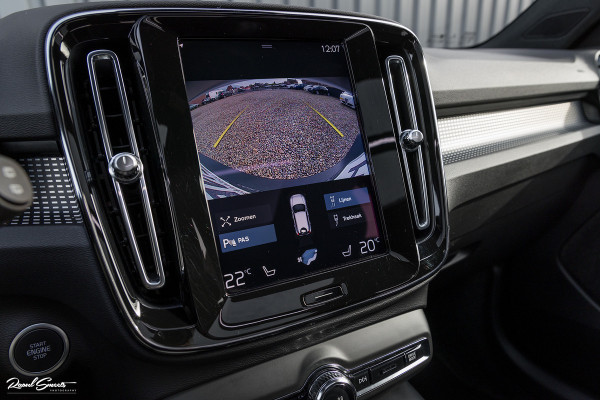 Volvo XC40 1.5 T5 Recharge R-Design | Adaptieve cruise | Panorama dak | Harman Kardon | Zwenkbare trekhaak | Volvo XC40 1.5 T5 Recharge R-Design | Adaptieve cruise | Panorama dak | Harman Kardon | Zwenkbare trekhaak |