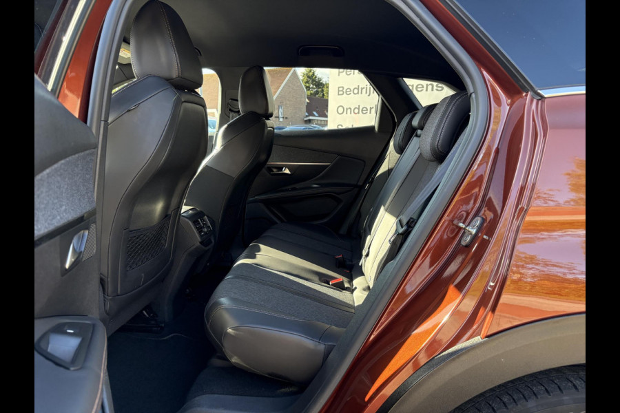 Peugeot 3008 1.2 PureTech GT Line | ZUID | 130pk | Trekhaak | Achteruitrijcamera | 18 inch | Navigatie | Virtuele Cockpit Peugeot 3008 1.2 PureTech GT Line | ZUID | 130pk | Trekhaak | Achteruitrijcamera | 18 inch | Navigatie | Virtuele Cockpit