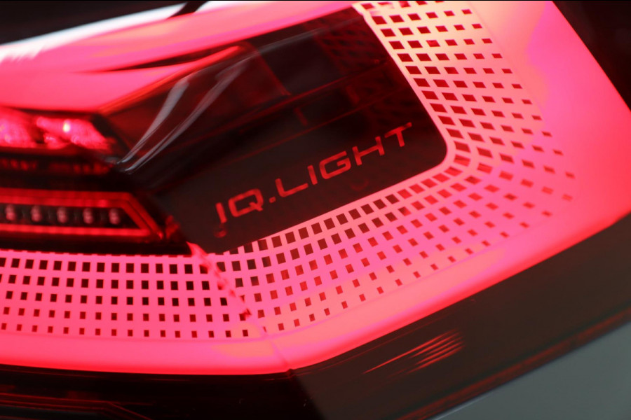 Volkswagen Golf 1.4 eHybrid GTE /PANO/IQLIGHT/CAM/CARPLAY/ACC/LANE ASSIST/VOL