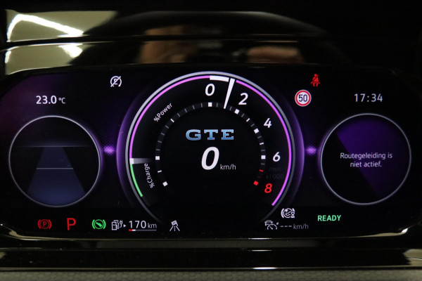 Volkswagen Golf 1.4 eHybrid GTE /PANO/IQLIGHT/CAM/CARPLAY/ACC/LANE ASSIST/VOL