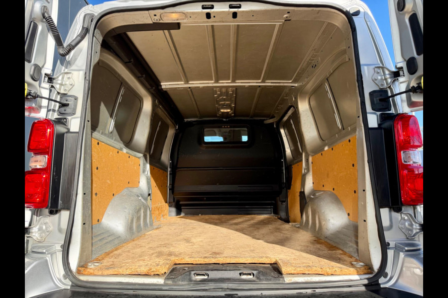 Peugeot Expert 231L 2.0 BlueHDI automaat 180pk Premium Pack, CarPlay, Xenon Peugeot Expert 231L 2.0 BlueHDI automaat 180pk Premium Pack, CarPlay, Xenon