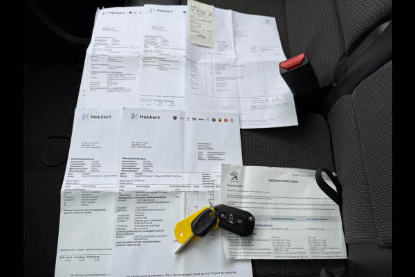 Peugeot Expert 231L 2.0 BlueHDI automaat 180pk Premium Pack, CarPlay, Xenon Peugeot Expert 231L 2.0 BlueHDI automaat 180pk Premium Pack, CarPlay, Xenon