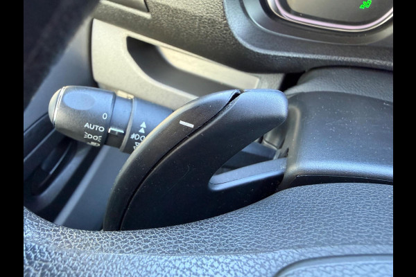 Peugeot Expert 231L 2.0 BlueHDI automaat 180pk Premium Pack, CarPlay, Xenon Peugeot Expert 231L 2.0 BlueHDI automaat 180pk Premium Pack, CarPlay, Xenon