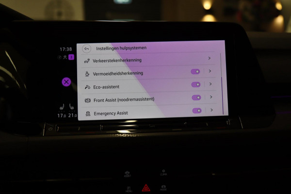 Volkswagen Golf 1.4 eHybrid GTE /PANO/IQLIGHT/CAM/CARPLAY/ACC/LANE ASSIST/VOL