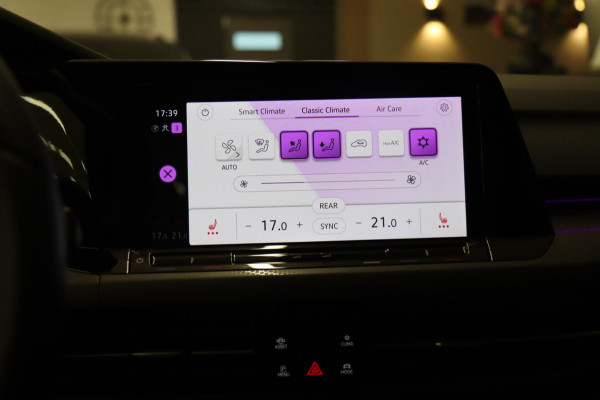 Volkswagen Golf 1.4 eHybrid GTE /PANO/IQLIGHT/CAM/CARPLAY/ACC/LANE ASSIST/VOL