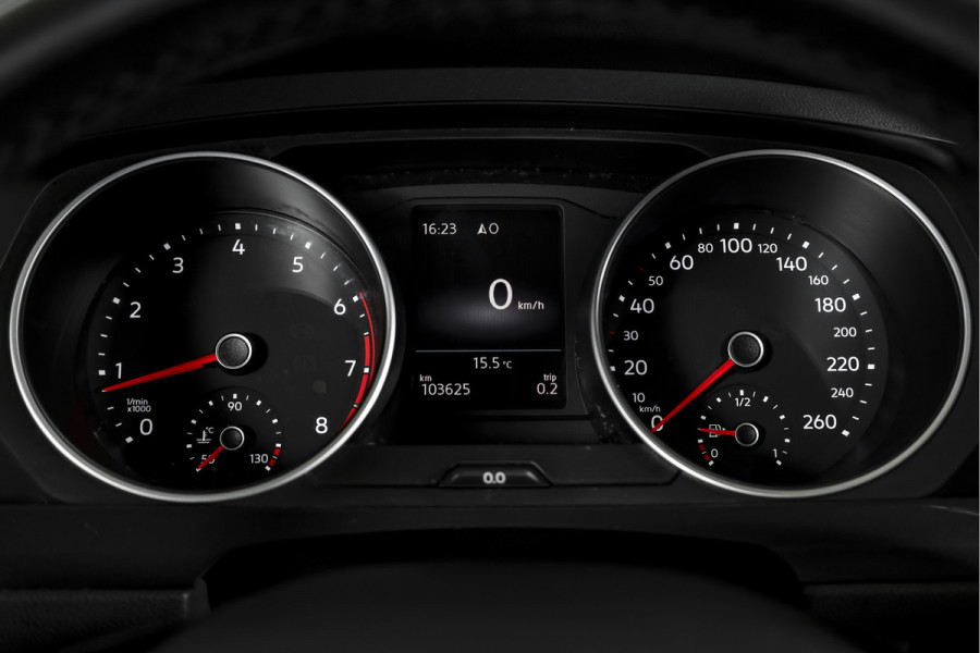 Volkswagen Tiguan 1.4 TSI Comfortline 125 PK | Elek. Trekhaak | Cruise | PDC | NAV | ECC | LM 20" | Volkswagen Tiguan 1.4 TSI Comfortline 125 PK | Elek. Trekhaak | Cruise | PDC | NAV | ECC | LM 20" |
