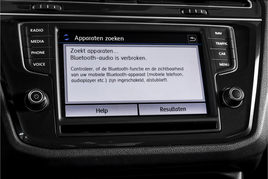 Volkswagen Tiguan 1.4 TSI Comfortline 125 PK | Elek. Trekhaak | Cruise | PDC | NAV | ECC | LM 20" | Volkswagen Tiguan 1.4 TSI Comfortline 125 PK | Elek. Trekhaak | Cruise | PDC | NAV | ECC | LM 20" |