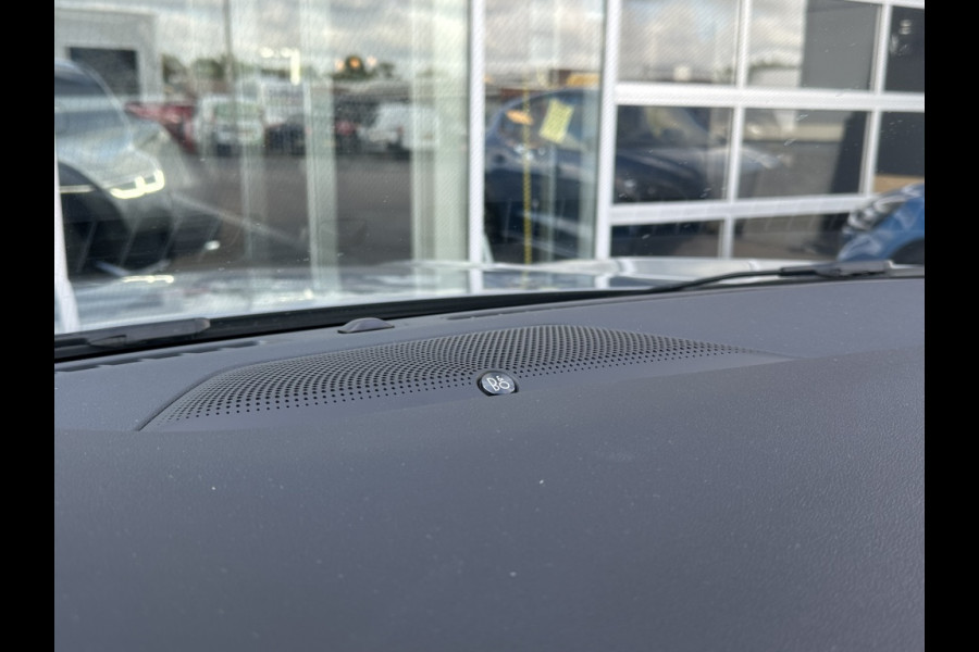 Ford Kuga 2.5 PHEV ST-Line X TECHPACK! WINTERPACK! Ford Kuga 2.5 PHEV ST-Line X TECHPACK! WINTERPACK!