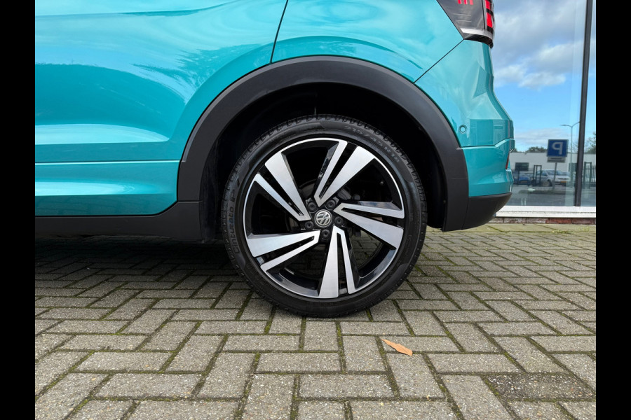 Volkswagen T-Cross 1.0 TSI 116pk Style R Line - Automaat - Navi - Winterpakket - Parkeerhulp Volkswagen T-Cross 1.0 TSI 116pk Style R Line - Automaat - Navi - Winterpakket - Parkeerhulp