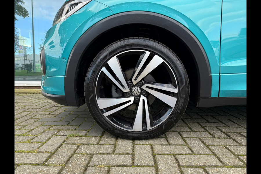 Volkswagen T-Cross 1.0 TSI 116pk Style R Line - Automaat - Navi - Winterpakket - Parkeerhulp Volkswagen T-Cross 1.0 TSI 116pk Style R Line - Automaat - Navi - Winterpakket - Parkeerhulp