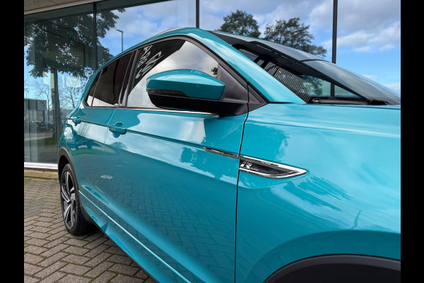 Volkswagen T-Cross 1.0 TSI 116pk Style R Line - Automaat - Navi - Winterpakket - Parkeerhulp Volkswagen T-Cross 1.0 TSI 116pk Style R Line - Automaat - Navi - Winterpakket - Parkeerhulp