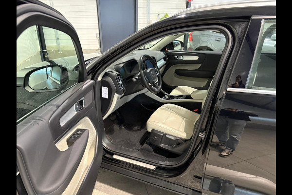Volvo XC40 T5 Aut. Plug-In Hybrid Inscription Leder Parkeercamera 262pk Volvo XC40 T5 Aut. Plug-In Hybrid Inscription Leder Parkeercamera 262pk