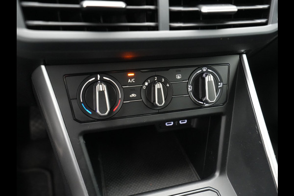 Volkswagen Polo 1.0 TSI 95pk Life Navi via app Pdc Acc Clima 341 Volkswagen Polo 1.0 TSI 95pk Life Navi via app Pdc Acc Clima 341