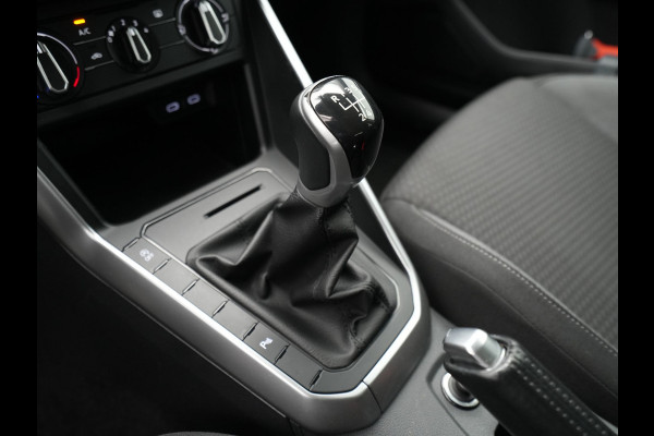 Volkswagen Polo 1.0 TSI 95pk Life Navi via app Pdc Acc Clima 341 Volkswagen Polo 1.0 TSI 95pk Life Navi via app Pdc Acc Clima 341